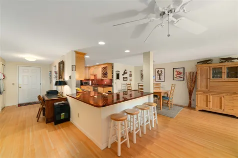 190 Kings Highway Hampton NH 03842