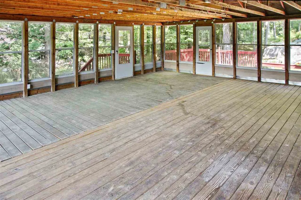 25 Windsor Boulevard Londonderry NH 03053