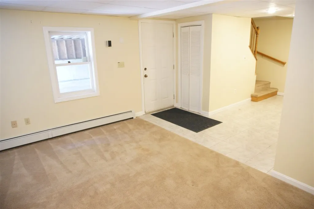 25 Windsor Boulevard Londonderry NH 03053