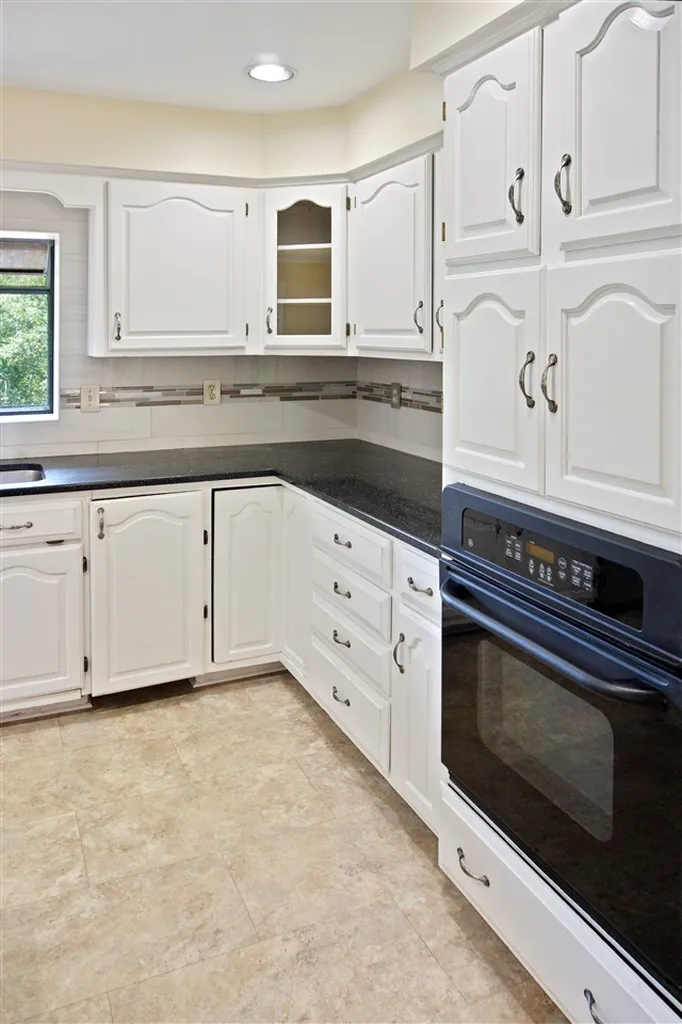 25 Windsor Boulevard Londonderry NH 03053