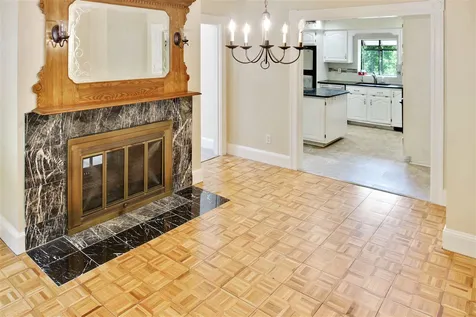 25 Windsor Boulevard Londonderry NH 03053