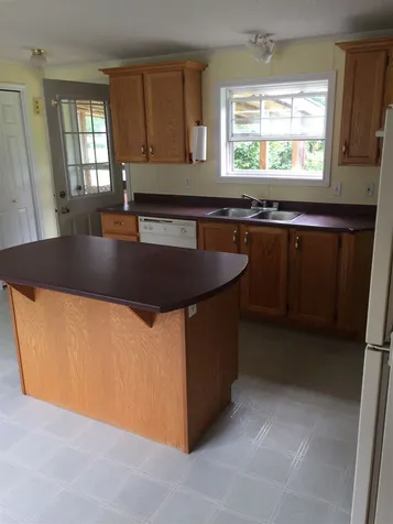 6 Bannigan Court Epping NH 03042