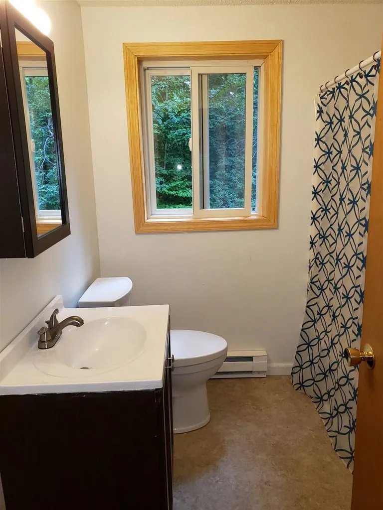 695 Tigola Trail Stoddard NH 03464
