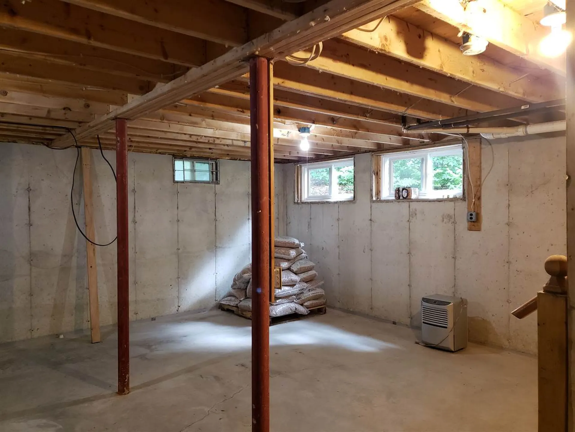 695 Tigola Trail Stoddard NH 03464