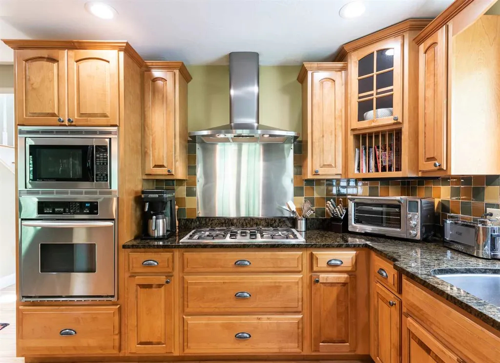 54 Diamond Drive Henniker NH 03242