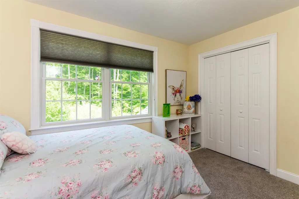 54 Diamond Drive Henniker NH 03242