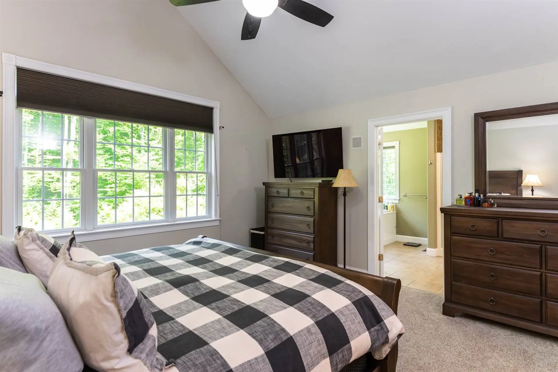 54 Diamond Drive Henniker NH 03242