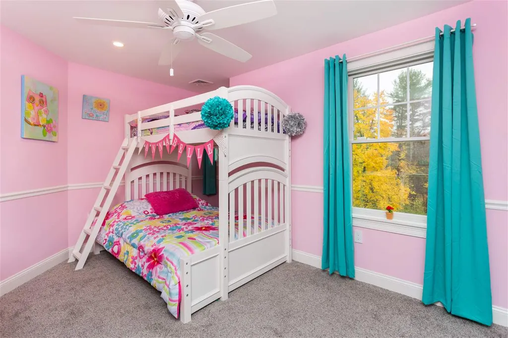 4 Ross Road Rollinsford NH 03869