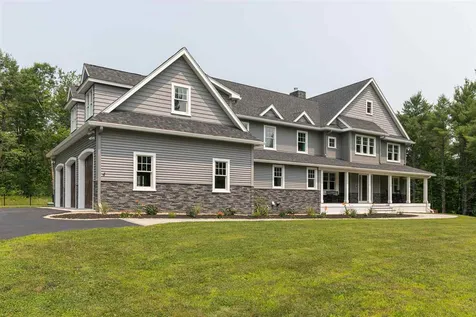 4 Ross Road Rollinsford NH 03869