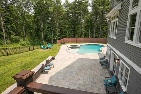 4 Ross Road Rollinsford NH 03869