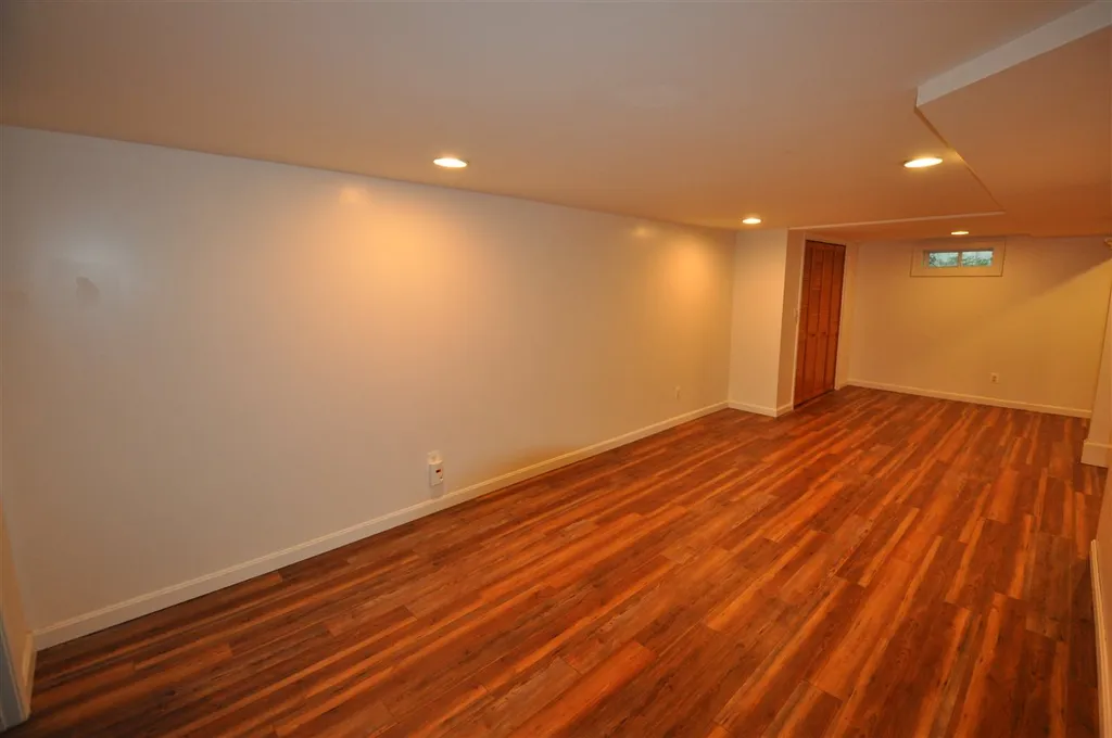 108 Shore Drive Nashua NH 03062