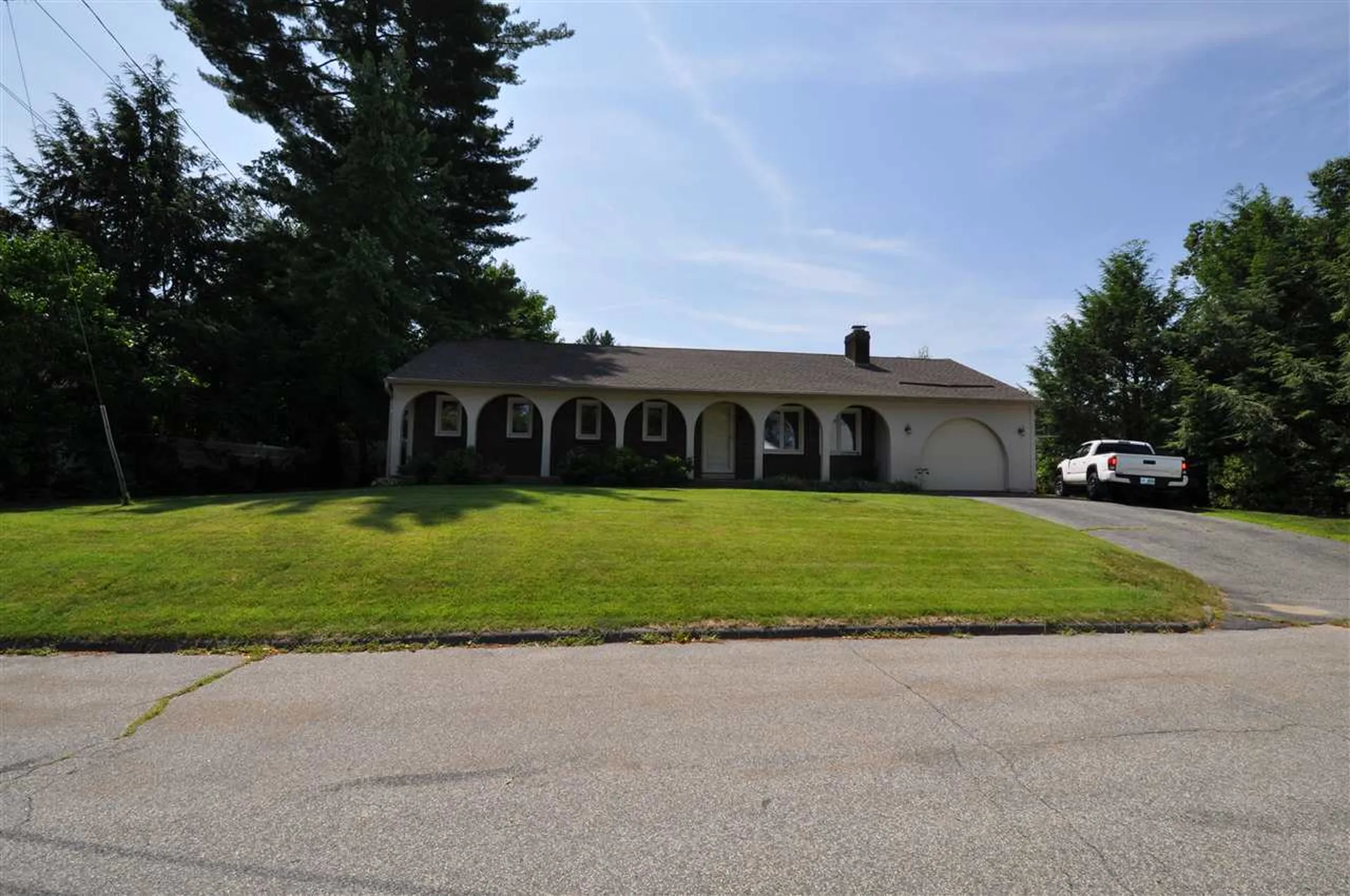 108 Shore Drive Nashua NH 03062