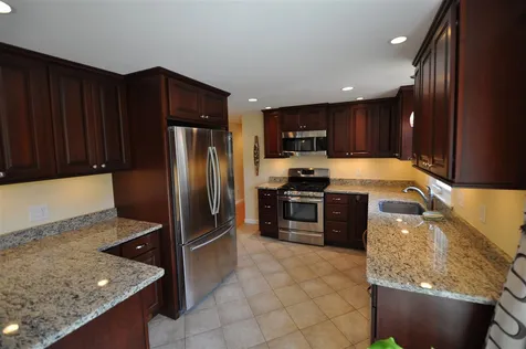 108 Shore Drive Nashua NH 03062