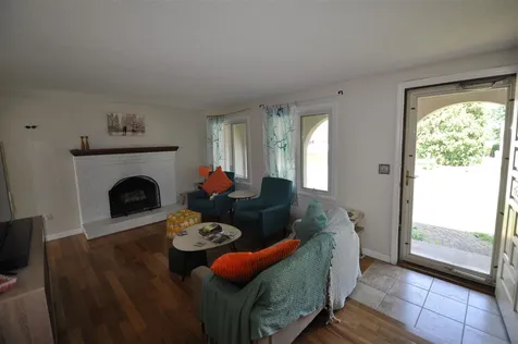 108 Shore Drive Nashua NH 03062