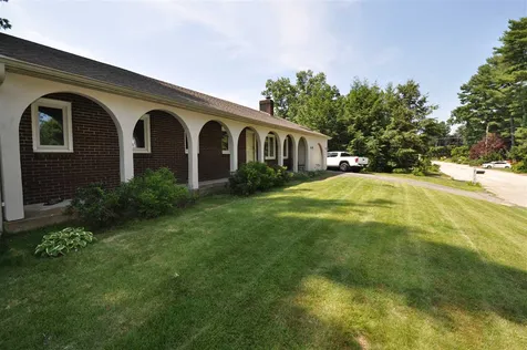 108 Shore Drive Nashua NH 03062