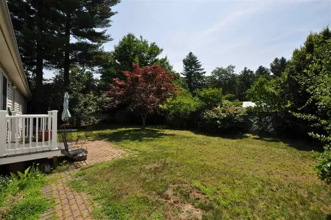108 Shore Drive Nashua NH 03062