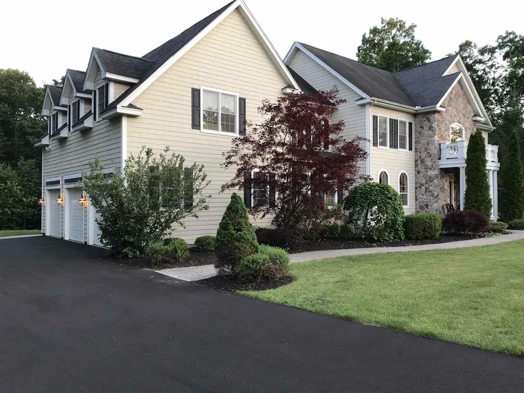 61 Heritage Hill Road Windham NH 03087