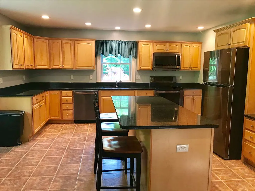 157 Province Road Gilmanton NH 03237