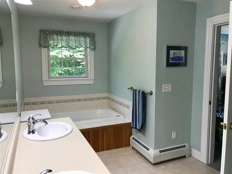 157 Province Road Gilmanton NH 03237
