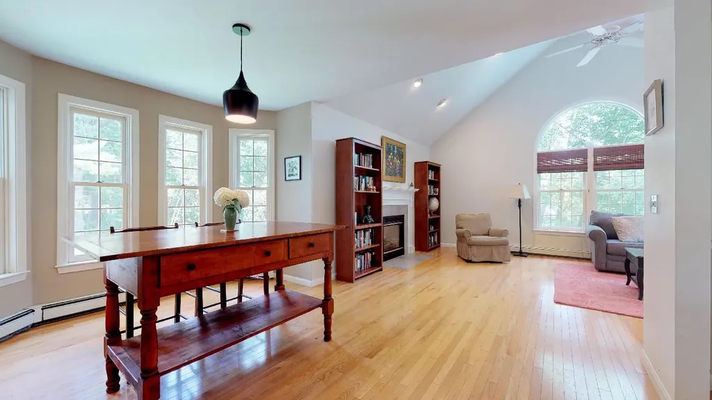 78 Oakmont Drive Concord NH 03301