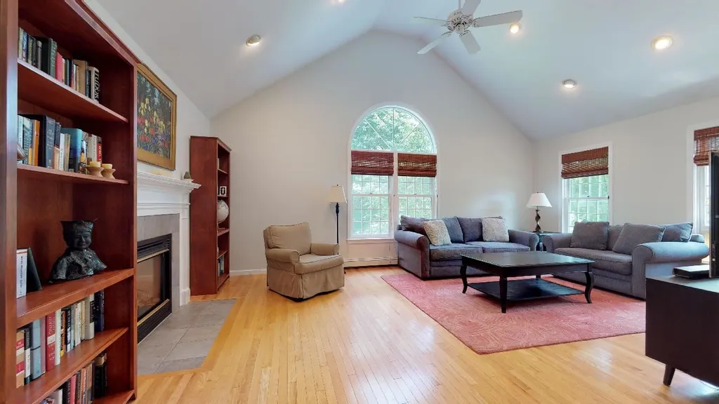 78 Oakmont Drive Concord NH 03301