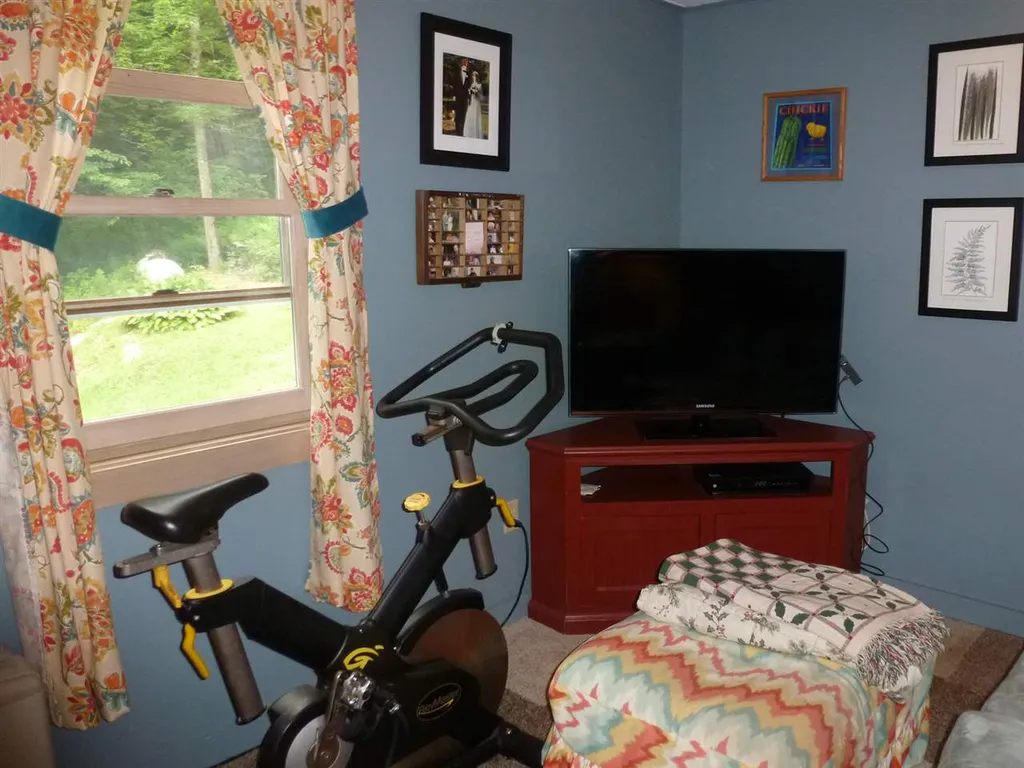 10 Number Nine Hill Road Fayston VT 05673