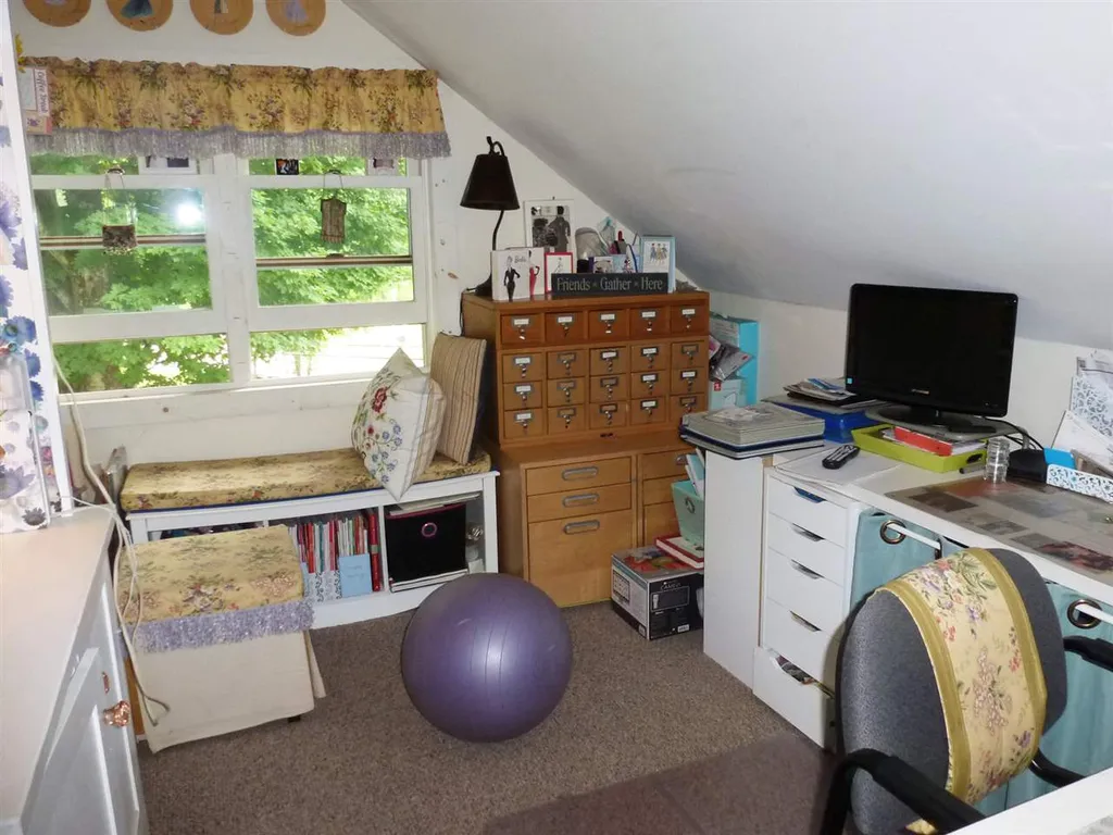 10 Number Nine Hill Road Fayston VT 05673
