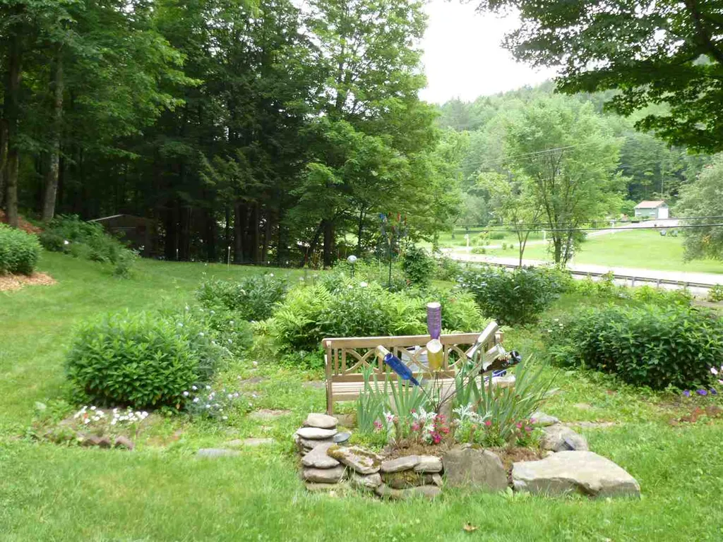 10 Number Nine Hill Road Fayston VT 05673