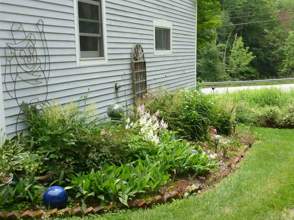 10 Number Nine Hill Road Fayston VT 05673