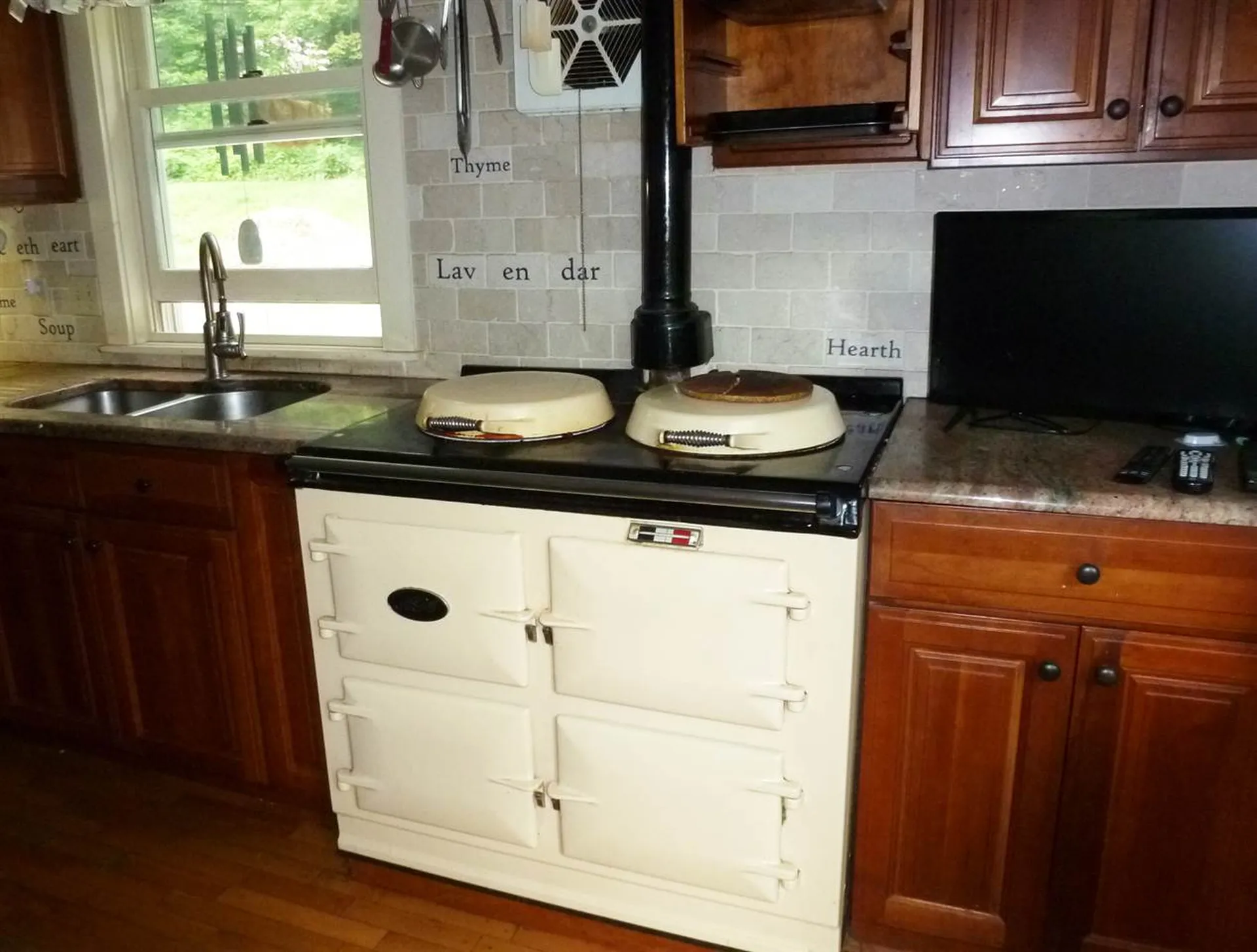 10 Number Nine Hill Road Fayston VT 05673