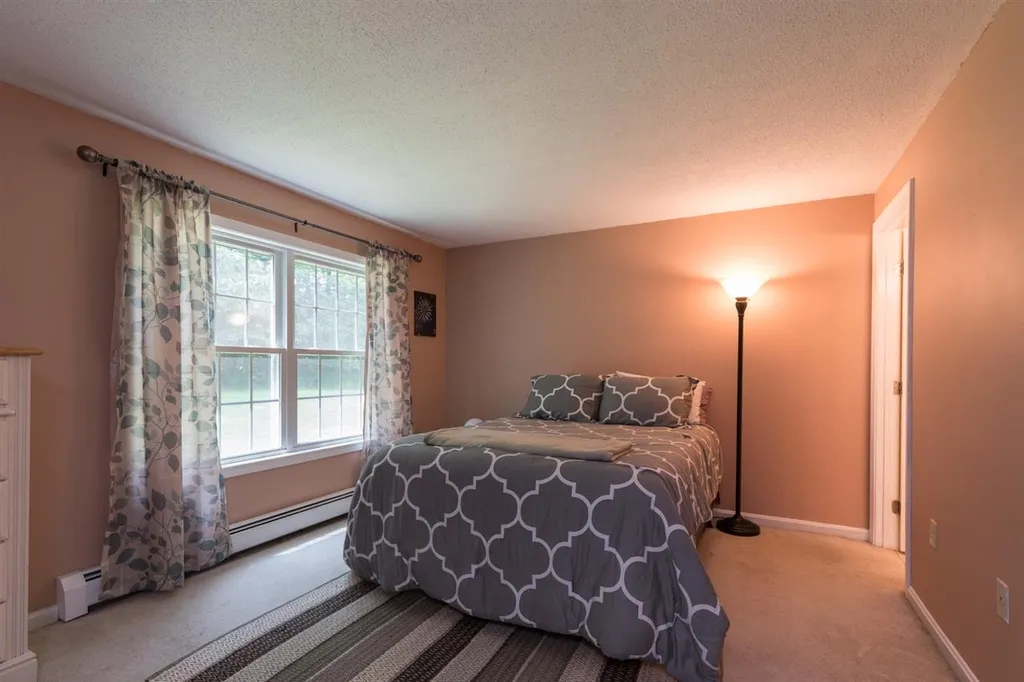 50 Brookside Drive Exeter NH 03833