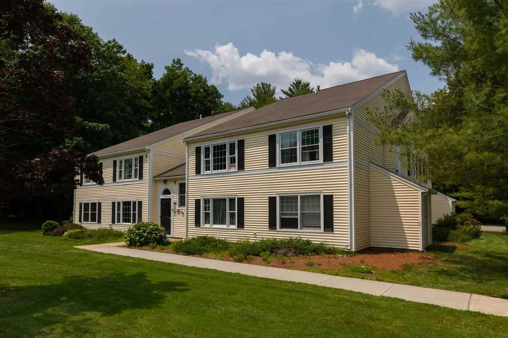 50 Brookside Drive Exeter NH 03833