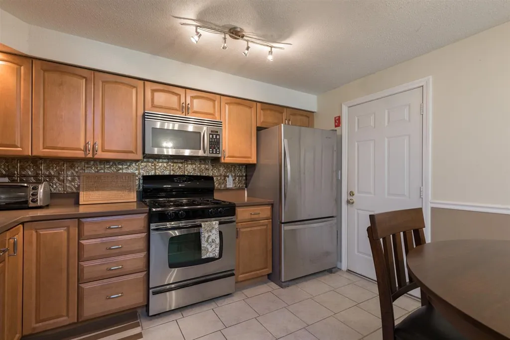 50 Brookside Drive Exeter NH 03833