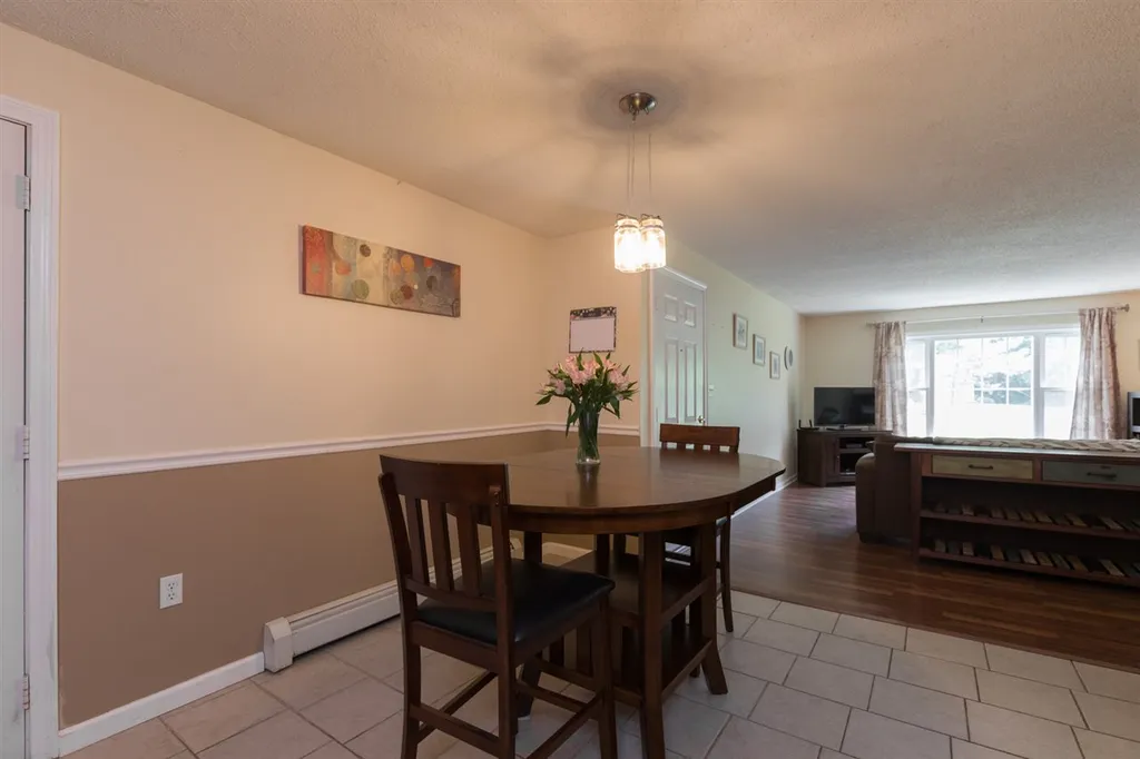 50 Brookside Drive Exeter NH 03833