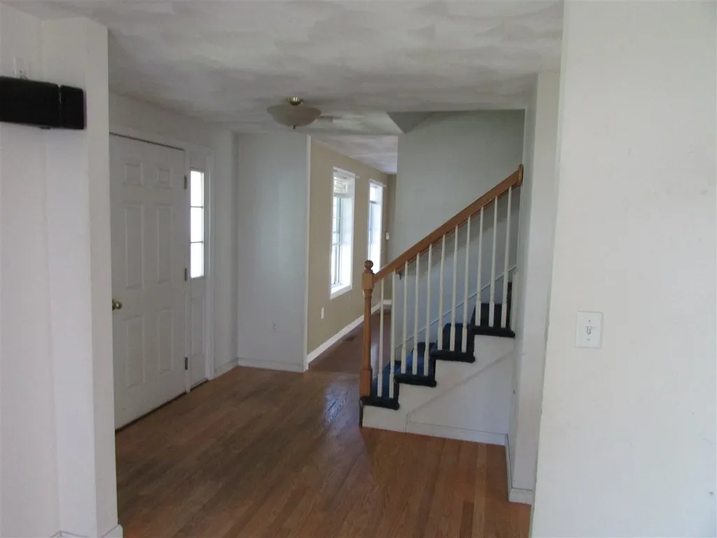 72 Nathaniel Drive Portsmouth NH 03801