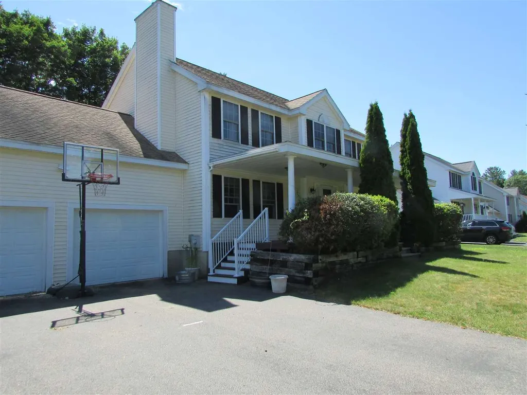 72 Nathaniel Drive Portsmouth NH 03801