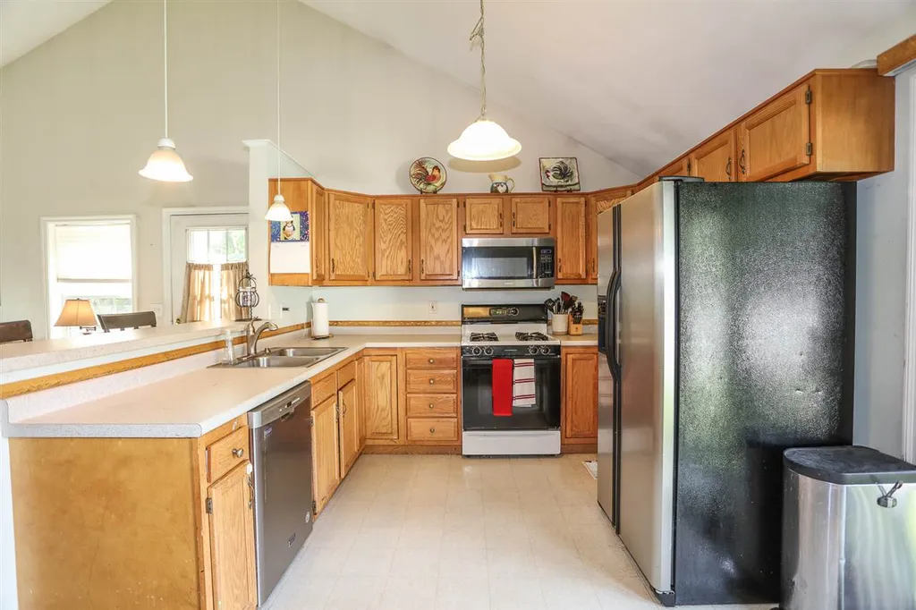 9 Bentwood Street Concord NH 03303