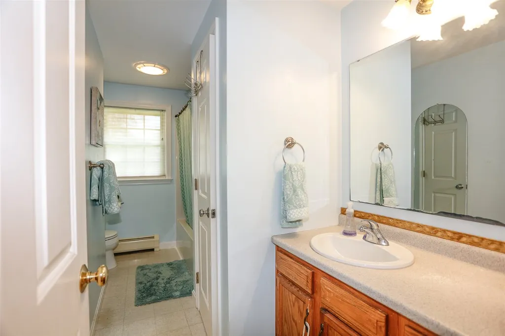 9 Bentwood Street Concord NH 03303