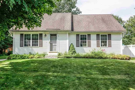 9 Bentwood Street Concord NH 03303