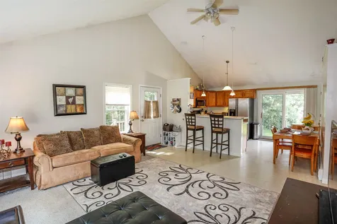 9 Bentwood Street Concord NH 03303