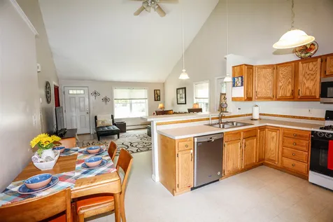 9 Bentwood Street Concord NH 03303