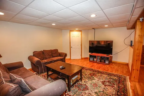 9 Bentwood Street Concord NH 03303