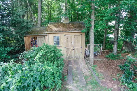 9 Bentwood Street Concord NH 03303