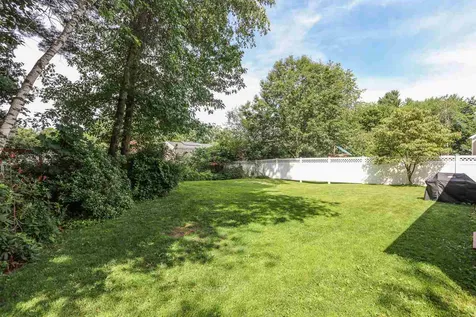 9 Bentwood Street Concord NH 03303