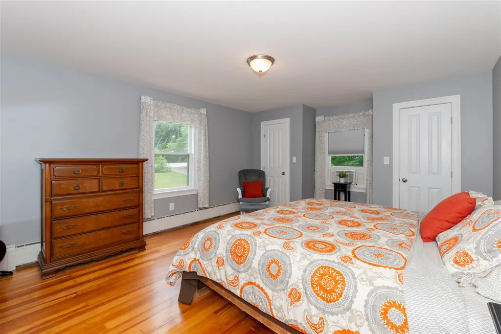 51 Old Dennett Road Kittery ME 03904