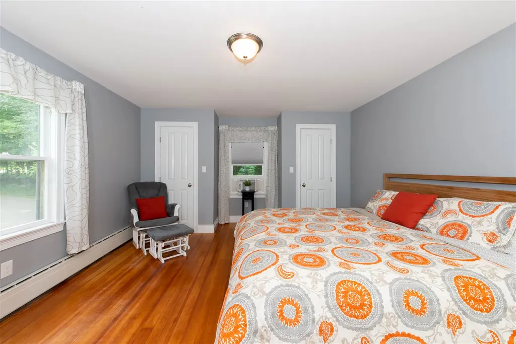 51 Old Dennett Road Kittery ME 03904
