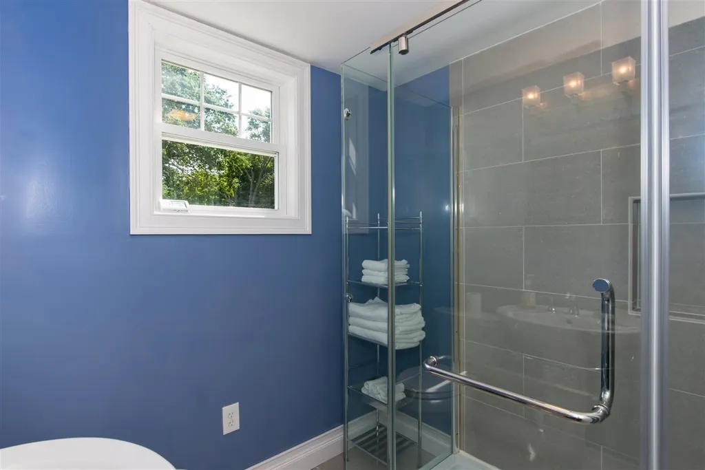 51 Old Dennett Road Kittery ME 03904