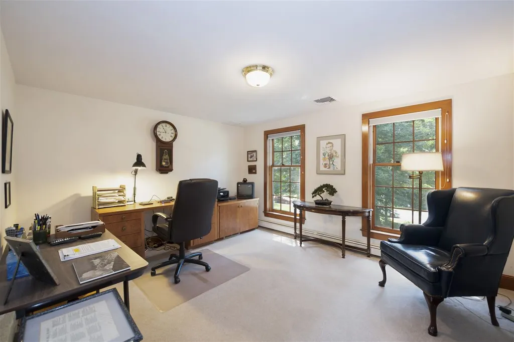 12 Cullen Way Exeter NH 03833