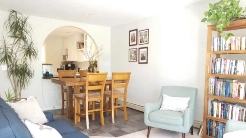17 Cressey Street Henniker NH 03242