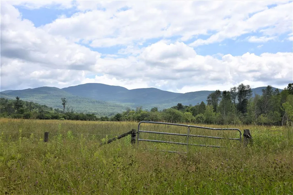 195 Nashville Road Jericho VT 05465